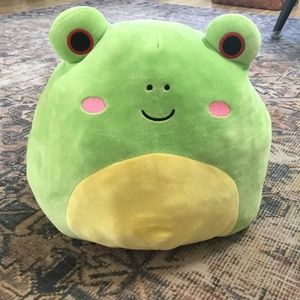 Flipmallow frog/ hippo squishmallow